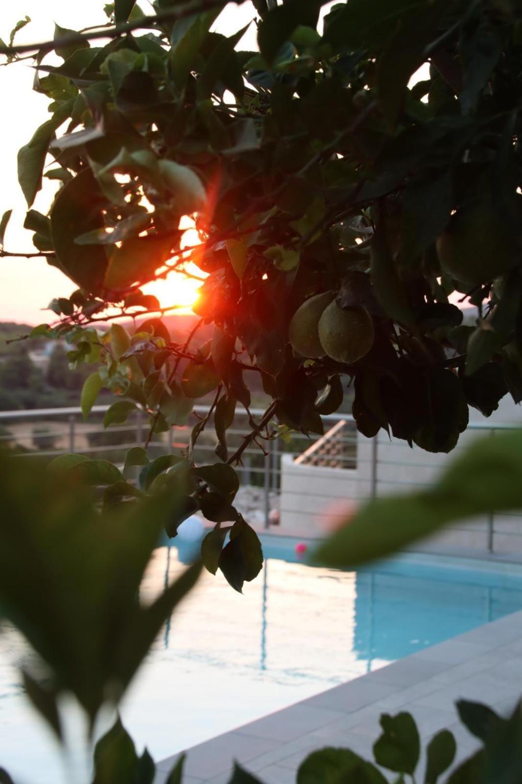 The View Villa Maries  Exterior foto